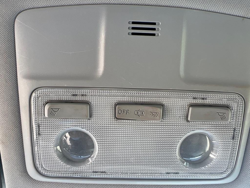 Toyota RAV4 LE AWD 2015