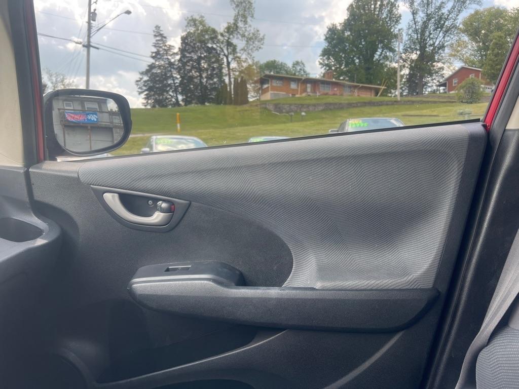 Honda Fit 5dr HB Auto 2012