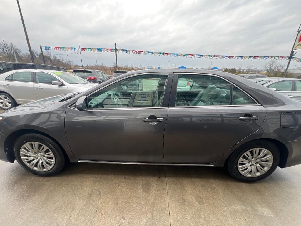 Toyota Camry  2014
