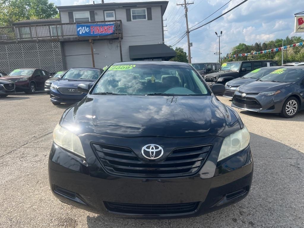 Toyota Camry SE 5-Spd AT 2009