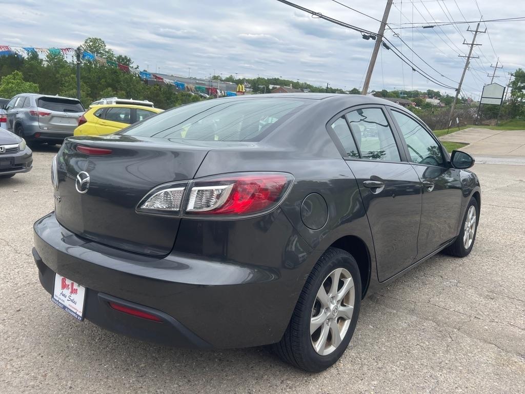 Mazda MAZDA3 i Touring 4-door 2011