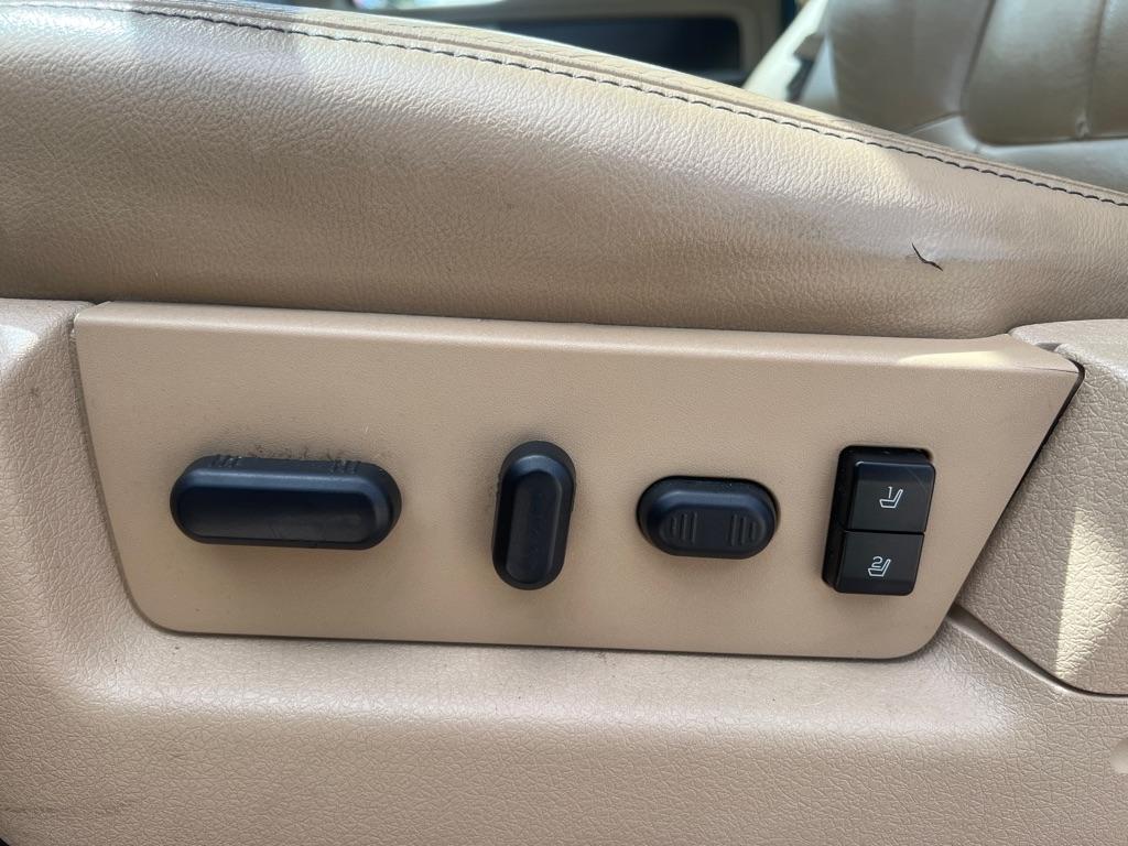 Ford F-150 XL SuperCrew 5.5-ft. Bed 4WD 2012