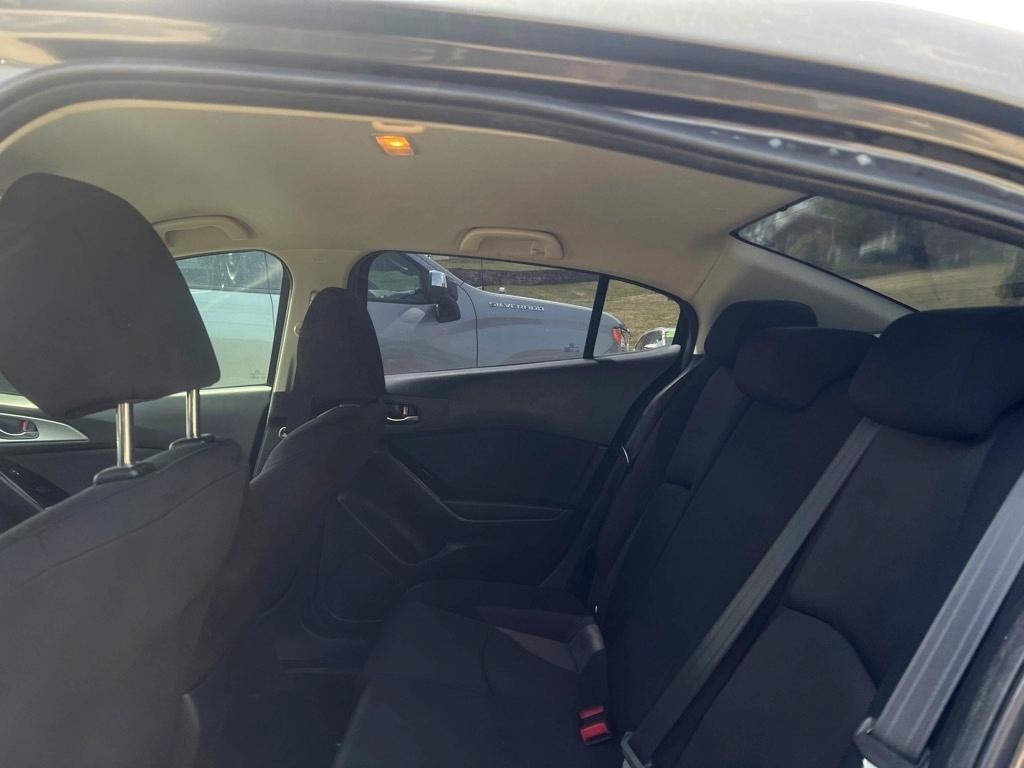 Mazda MAZDA3 i Sport AT 4-Door 2017