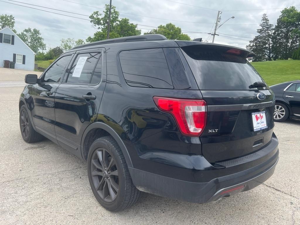 Ford Explorer XLT 4WD 2017
