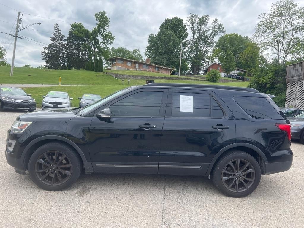 Ford Explorer XLT 4WD 2017