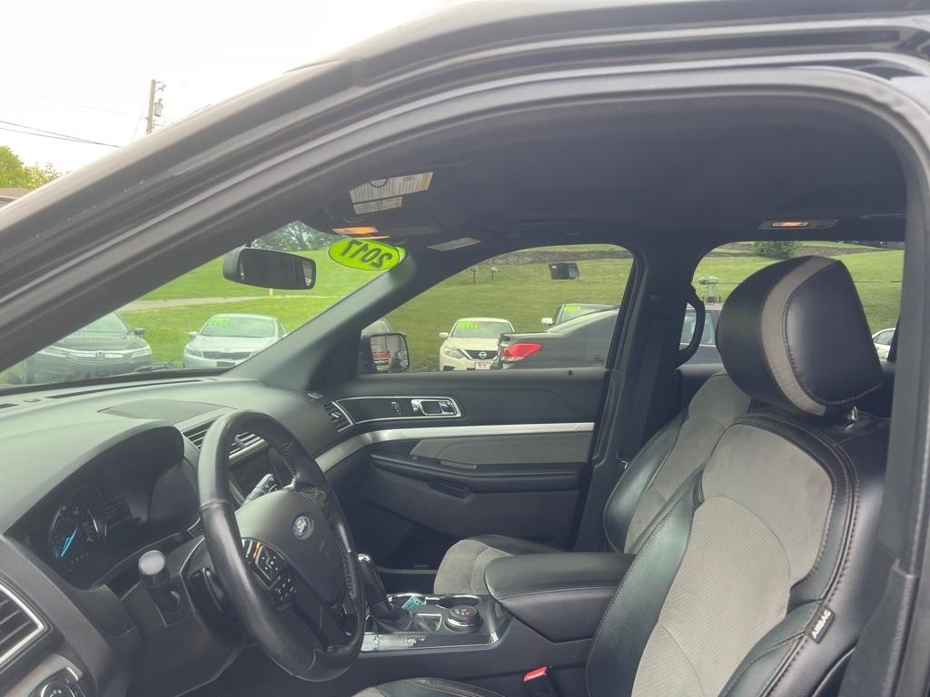 Ford Explorer XLT 4WD 2017