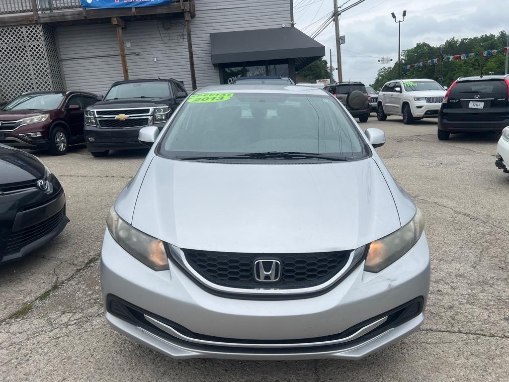 Honda Civic LX Sedan 5-Speed AT 2013