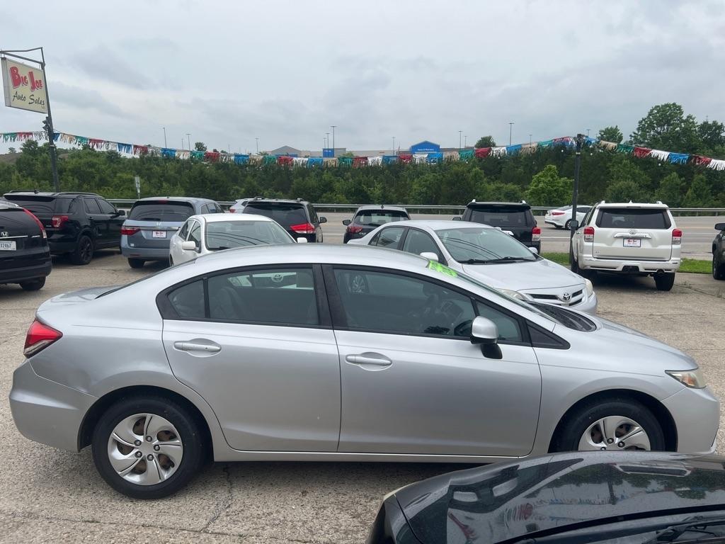 Honda Civic LX Sedan 5-Speed AT 2013
