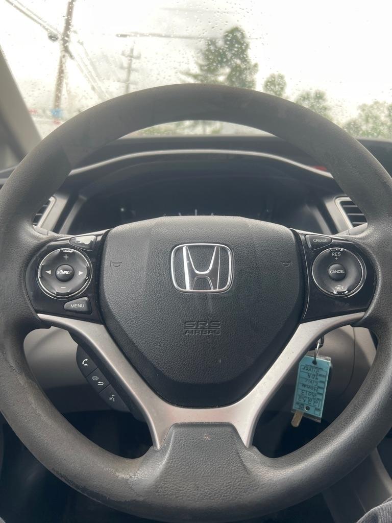 Honda Civic LX Sedan 5-Speed AT 2013