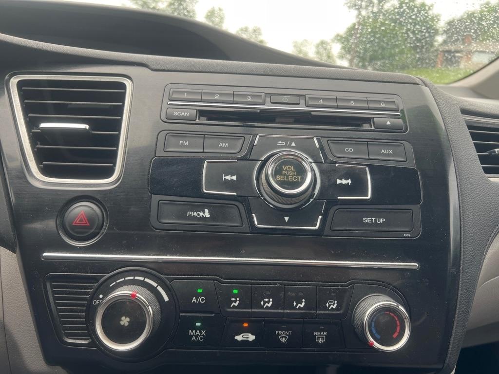 Honda Civic LX Sedan 5-Speed AT 2013