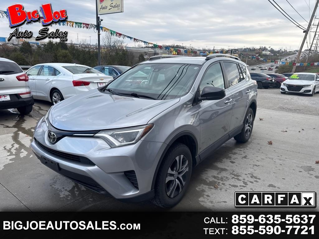 Toyota RAV4 LE FWD 2017