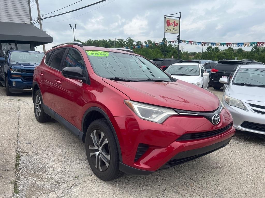 Toyota RAV4 LE AWD 2016