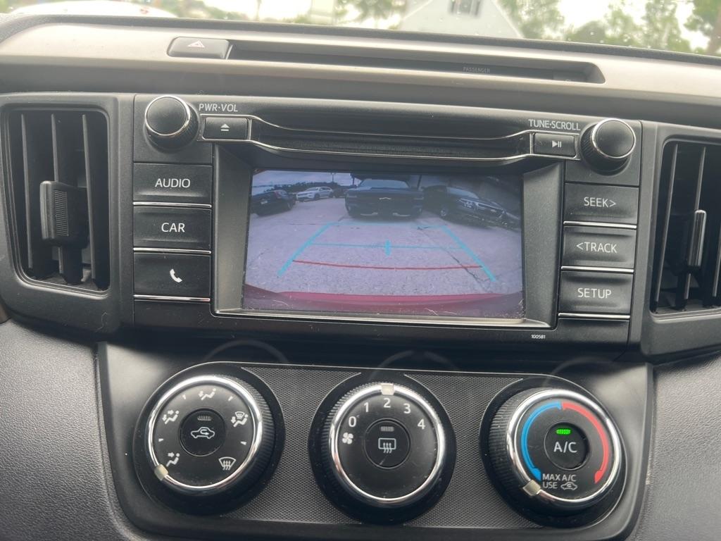 Toyota RAV4 LE AWD 2016