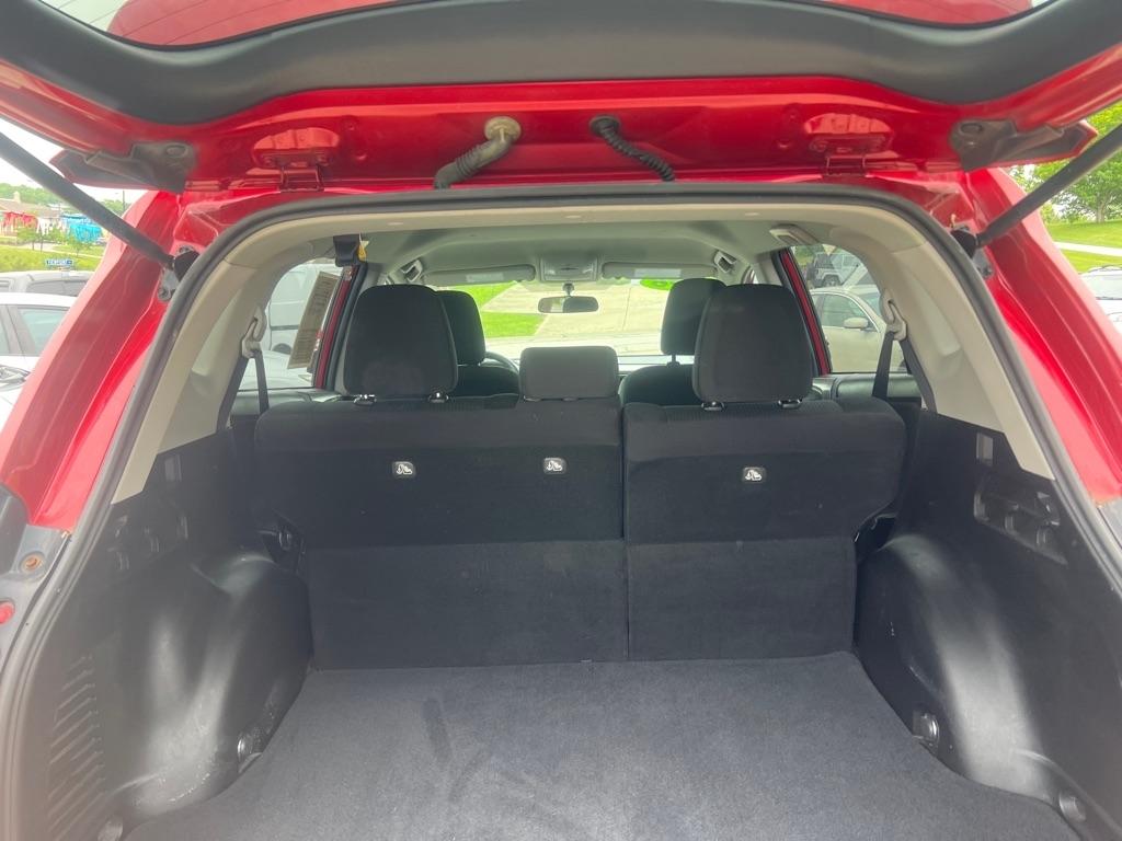 Toyota RAV4 LE AWD 2016