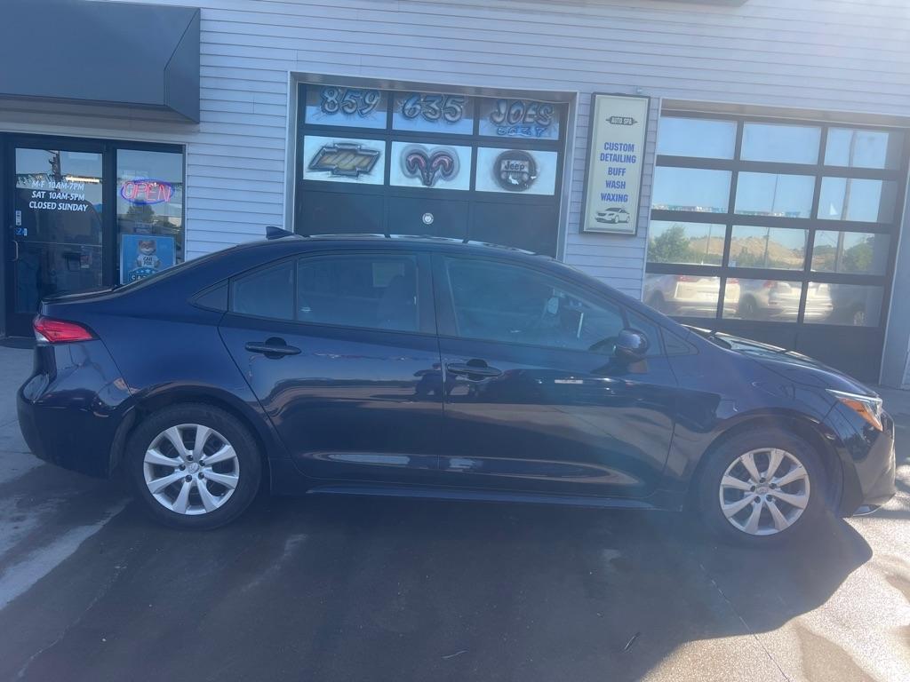 Toyota Corolla LE 2021