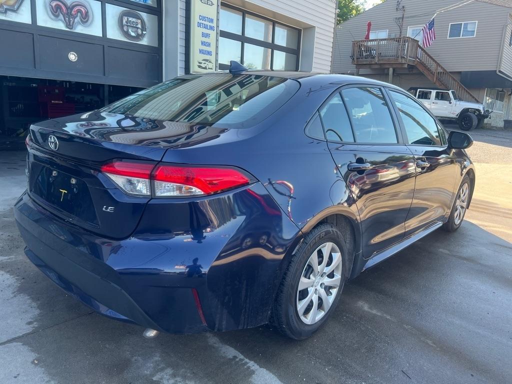 Toyota Corolla LE 2021