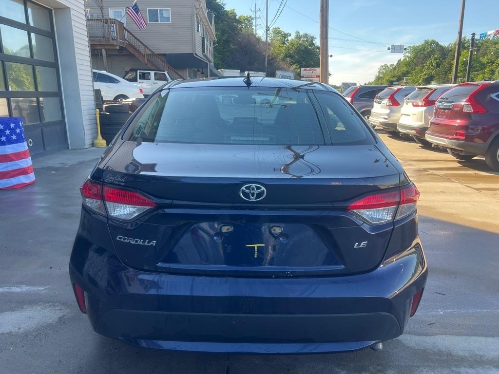 Toyota Corolla LE 2021