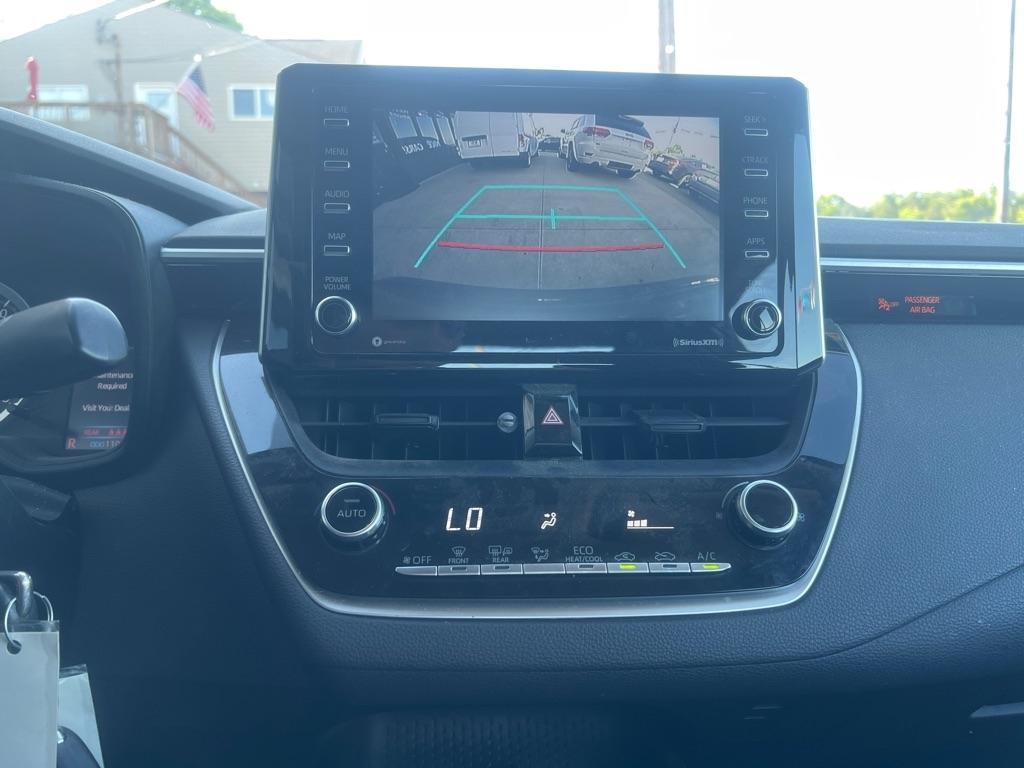 Toyota Corolla LE 2021