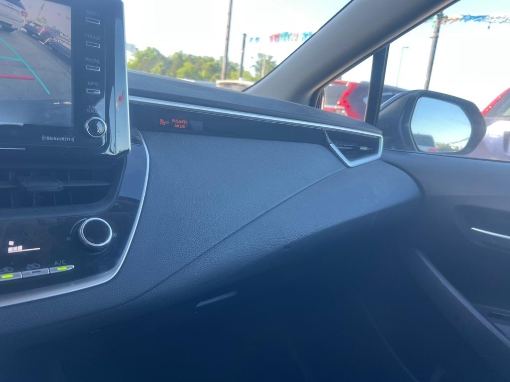 Toyota Corolla LE 2021
