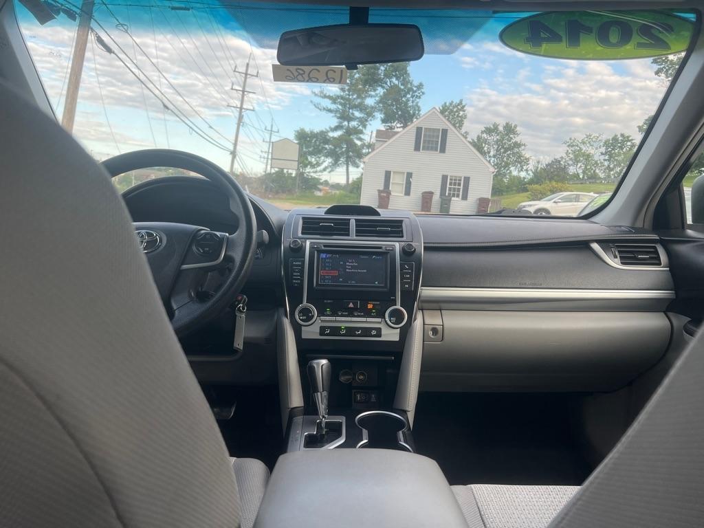 Toyota Camry LE 2014