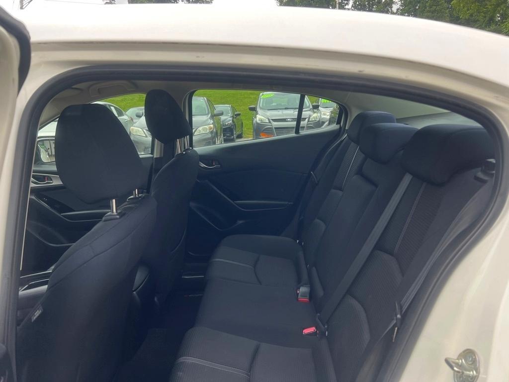 Mazda MAZDA3 i Sport AT 4-Door 2017