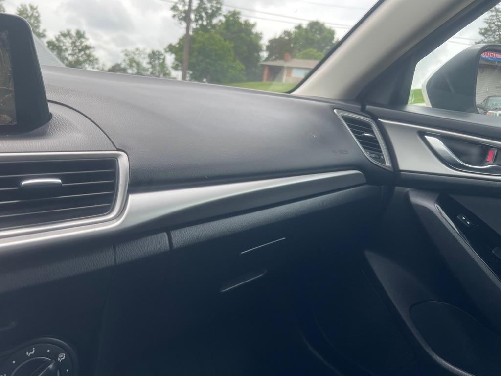Mazda MAZDA3 i Sport AT 4-Door 2017