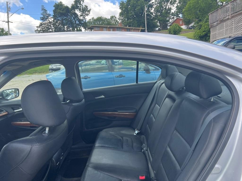 Honda Accord EX-L Sedan AT 2011