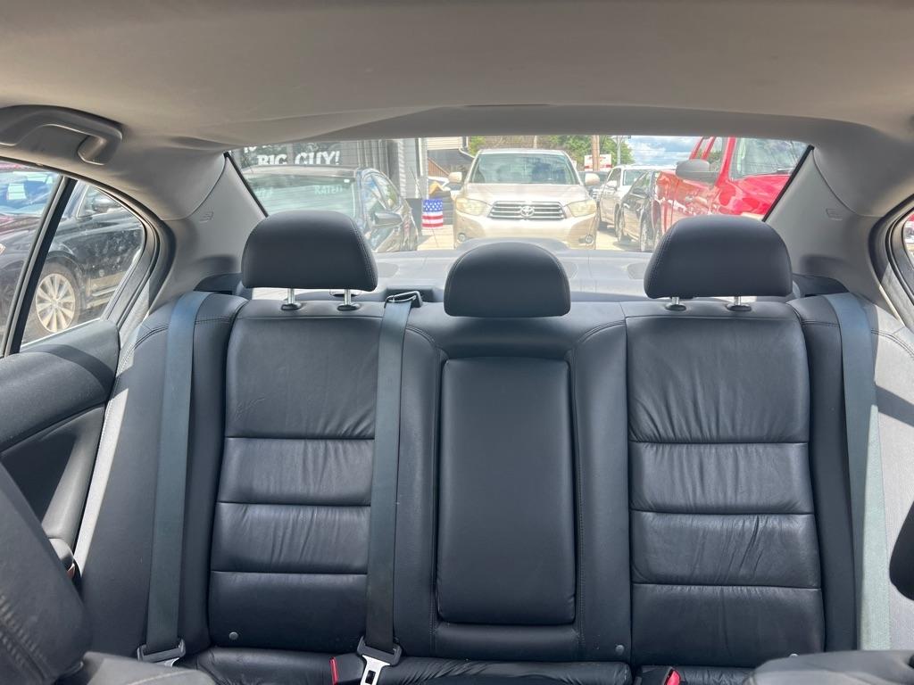 Honda Accord EX-L Sedan AT 2011