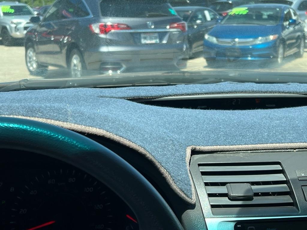 Toyota Camry SE 5-Spd AT 2009