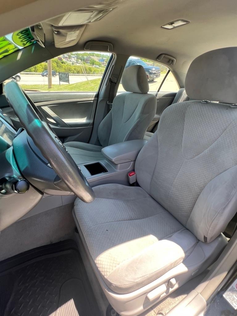 Toyota Camry SE 5-Spd AT 2009