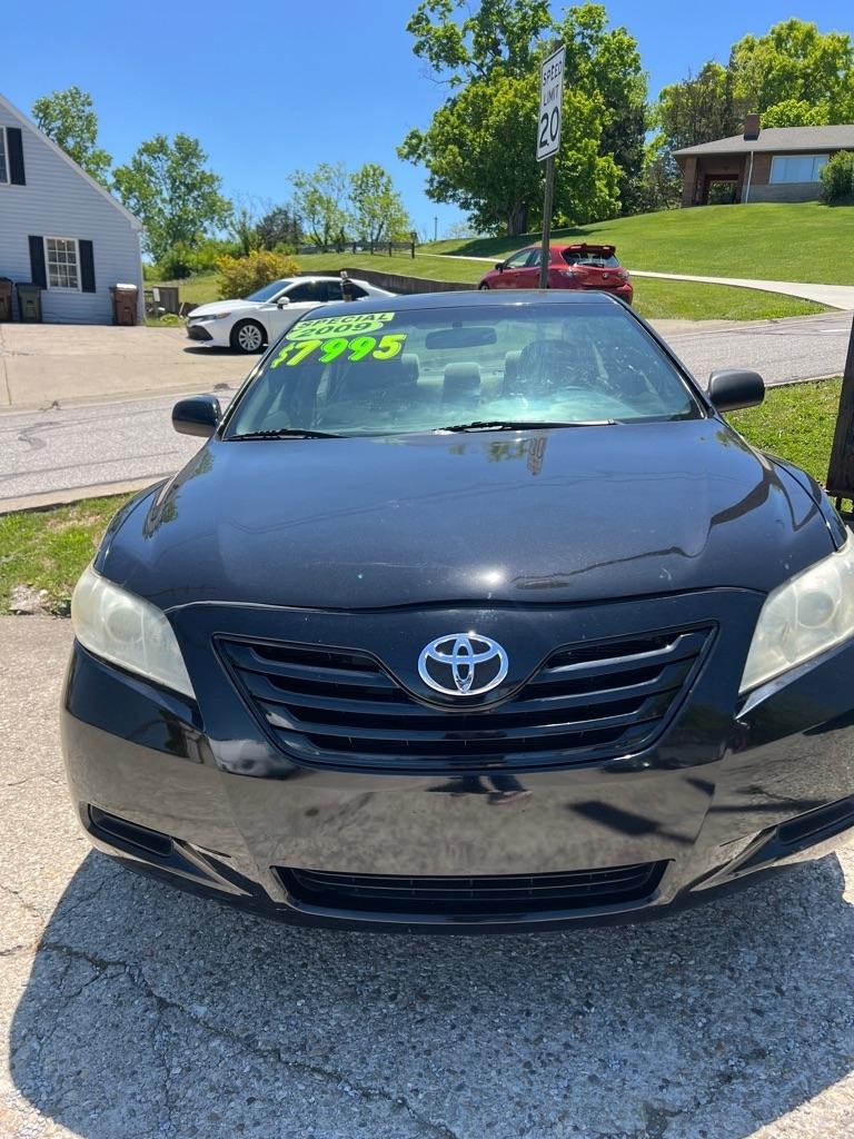 Toyota Camry SE 5-Spd AT 2009