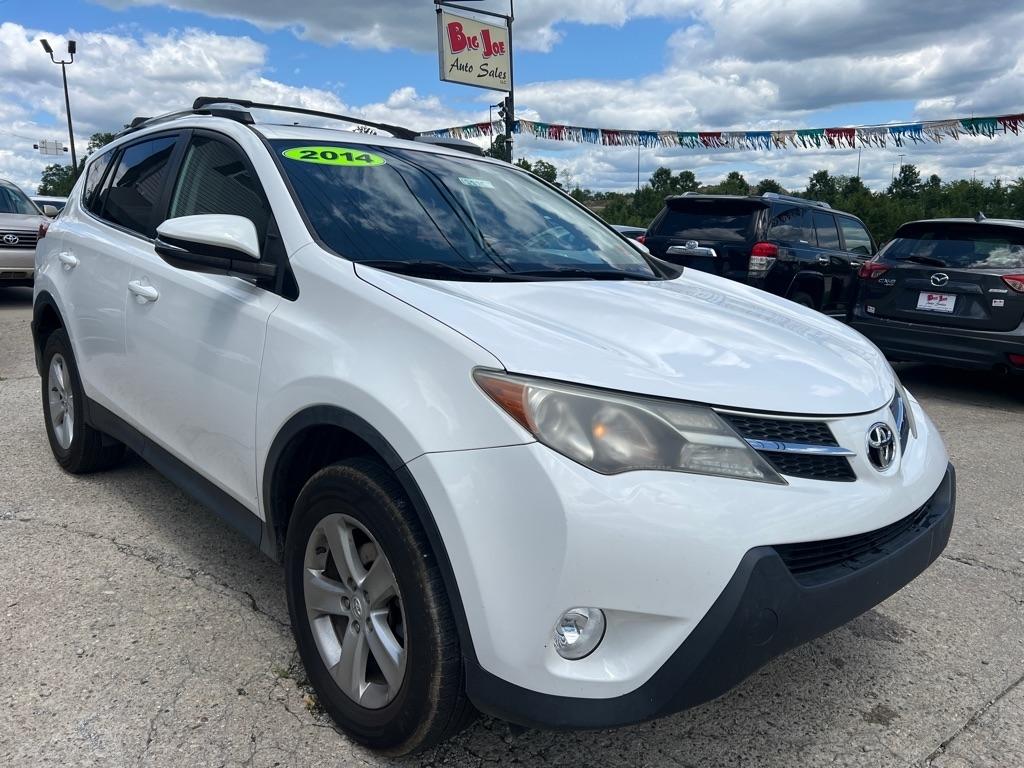 Toyota RAV4 XLE AWD 2014
