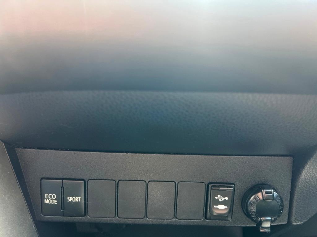 Toyota RAV4 XLE AWD 2014