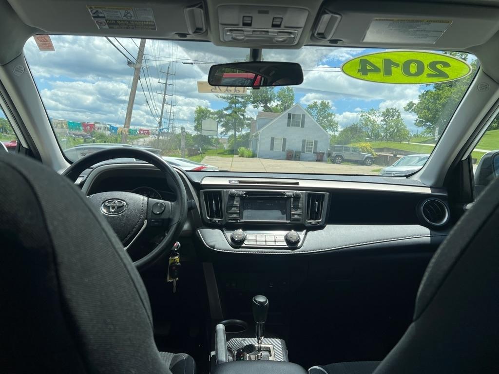 Toyota RAV4 XLE AWD 2014