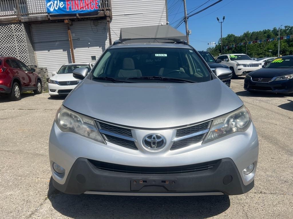 Toyota RAV4 XLE AWD 2013