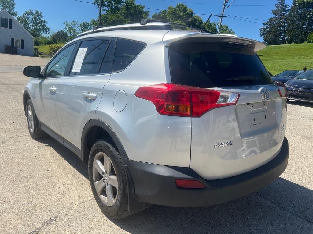 Toyota RAV4 XLE AWD 2013