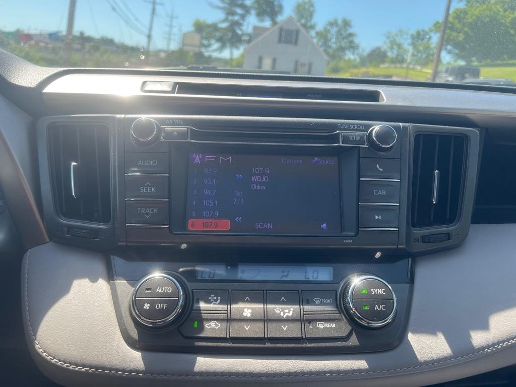 Toyota RAV4 XLE AWD 2013