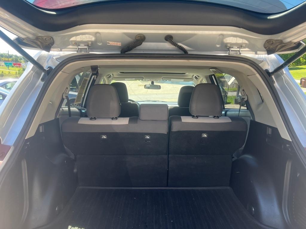 Toyota RAV4 XLE AWD 2013