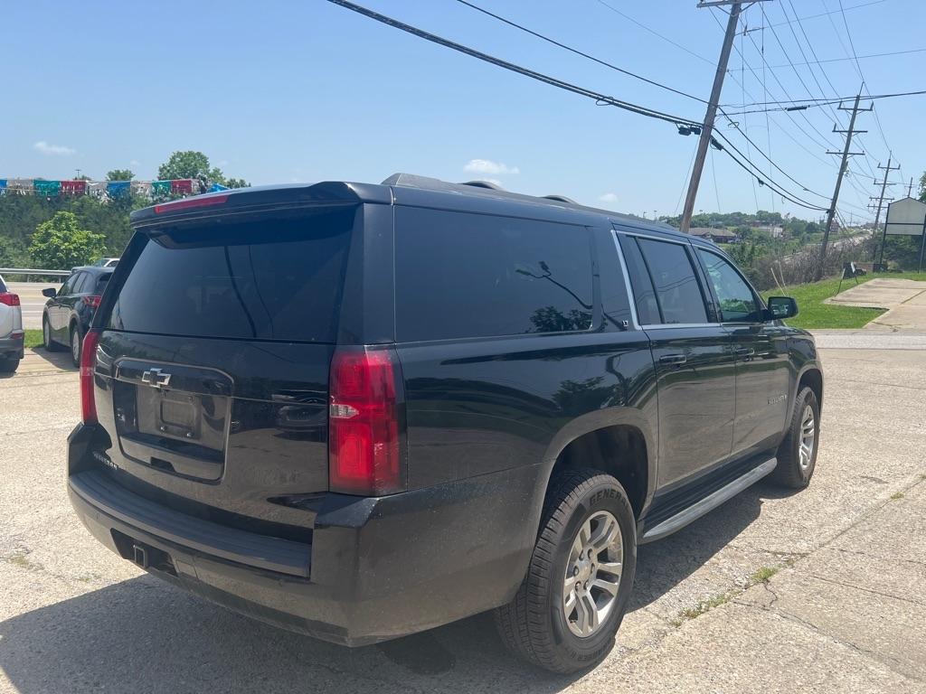 Chevrolet Suburban LT 4WD 2019