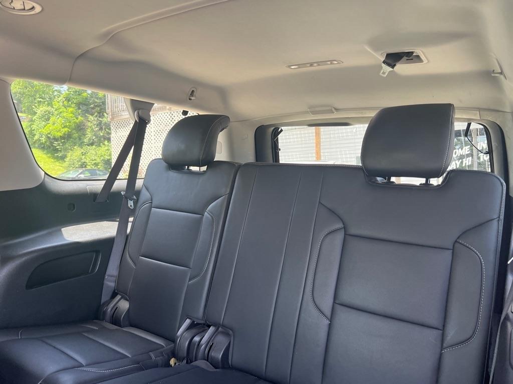 Chevrolet Suburban LT 4WD 2019