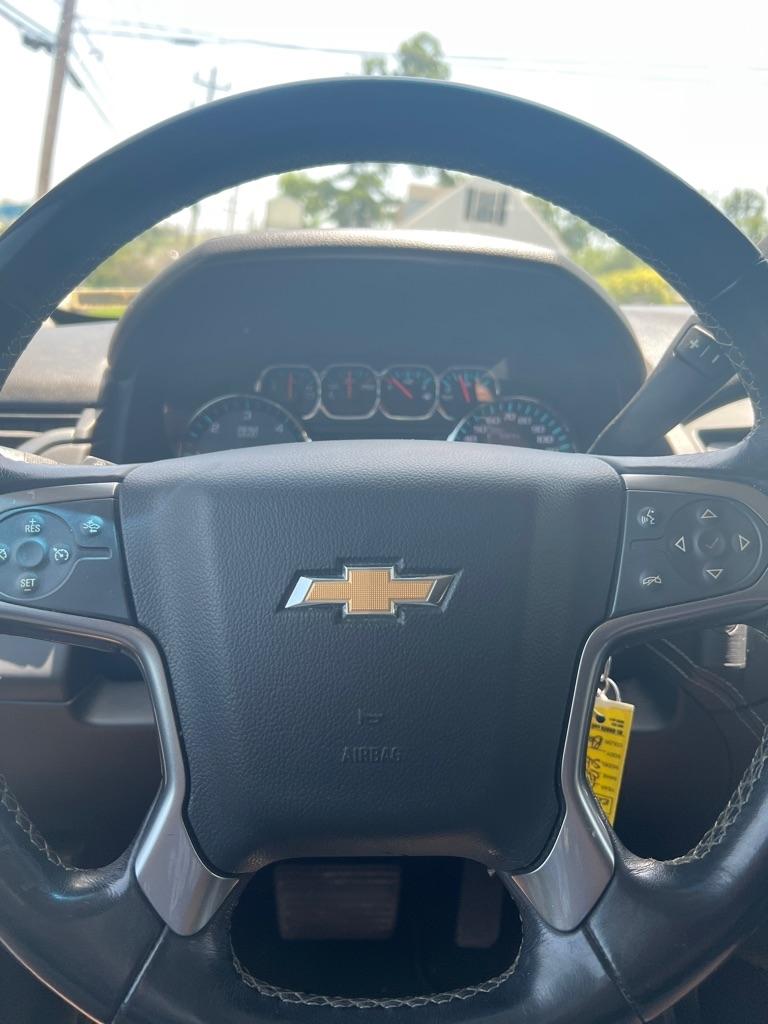 Chevrolet Suburban LT 4WD 2019