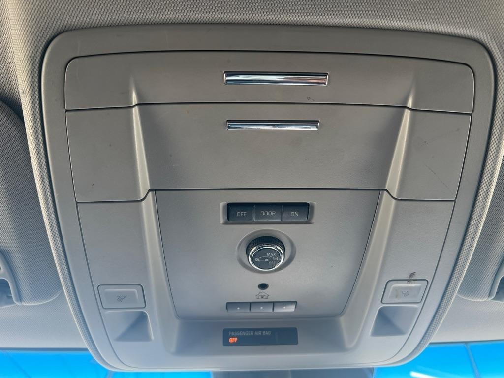 Chevrolet Suburban LT 4WD 2019