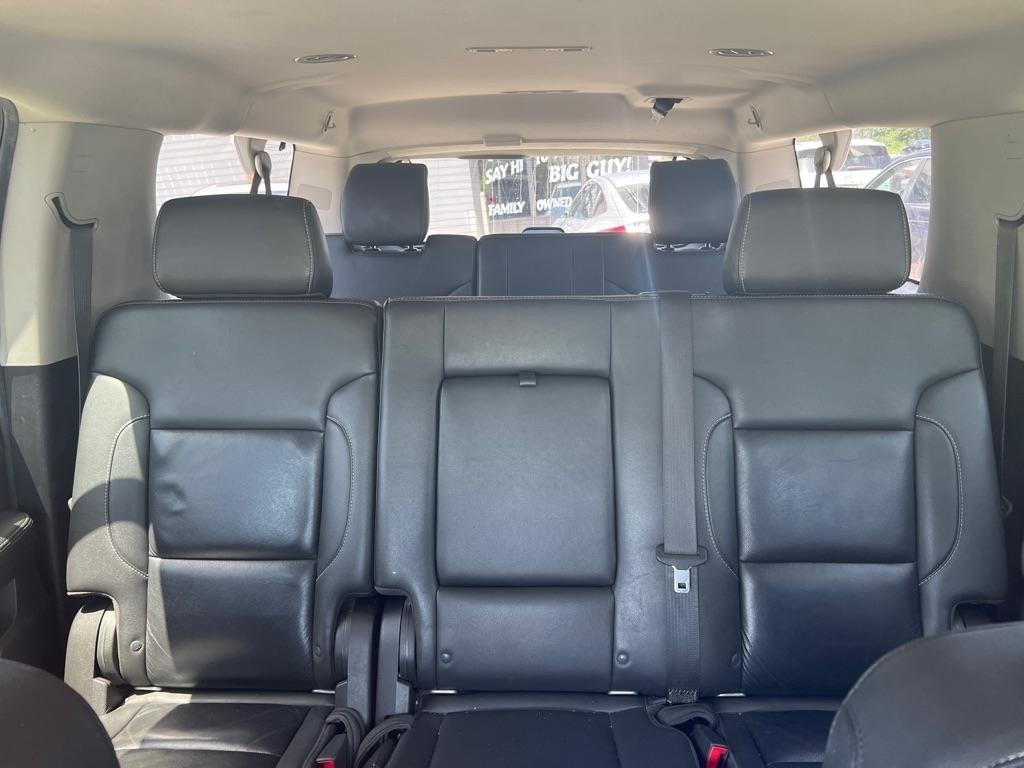 Chevrolet Suburban LT 4WD 2019