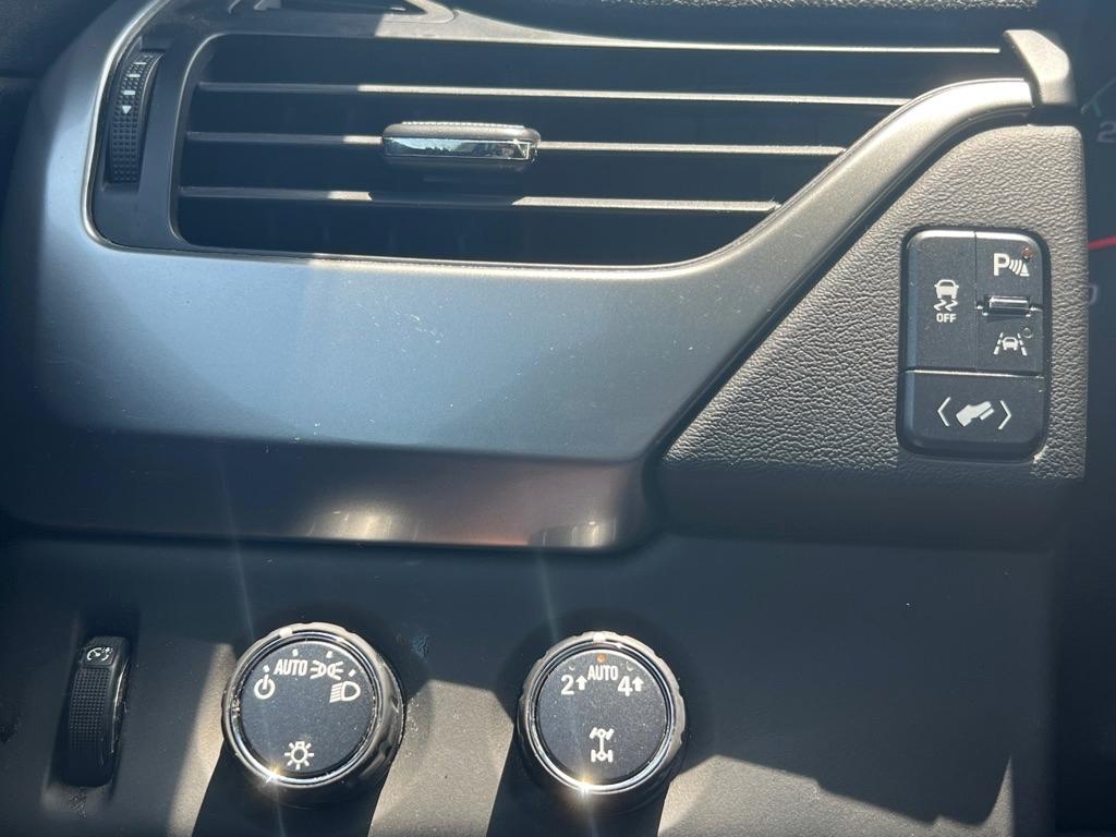 Chevrolet Suburban LT 4WD 2019