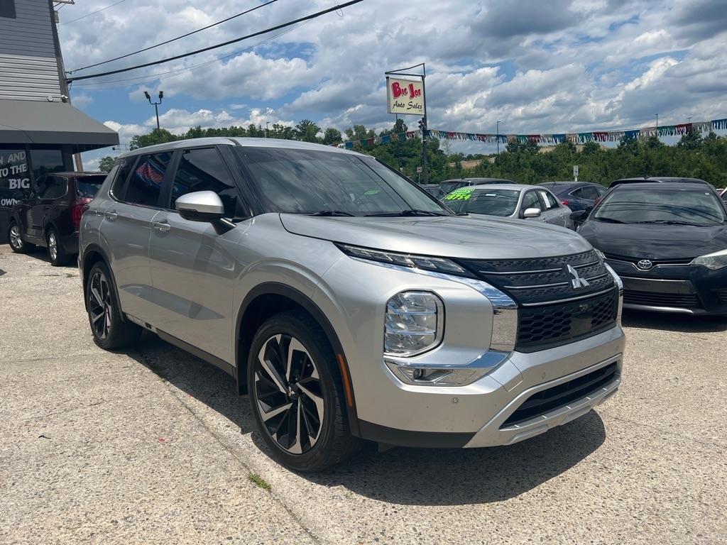 Mitsubishi Outlander SE 2WD 2022