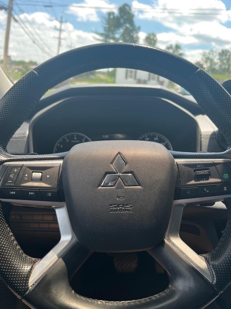 Mitsubishi Outlander SE 2WD 2022