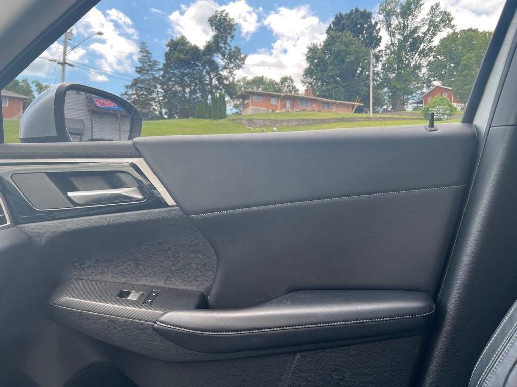 Mitsubishi Outlander SE 2WD 2022