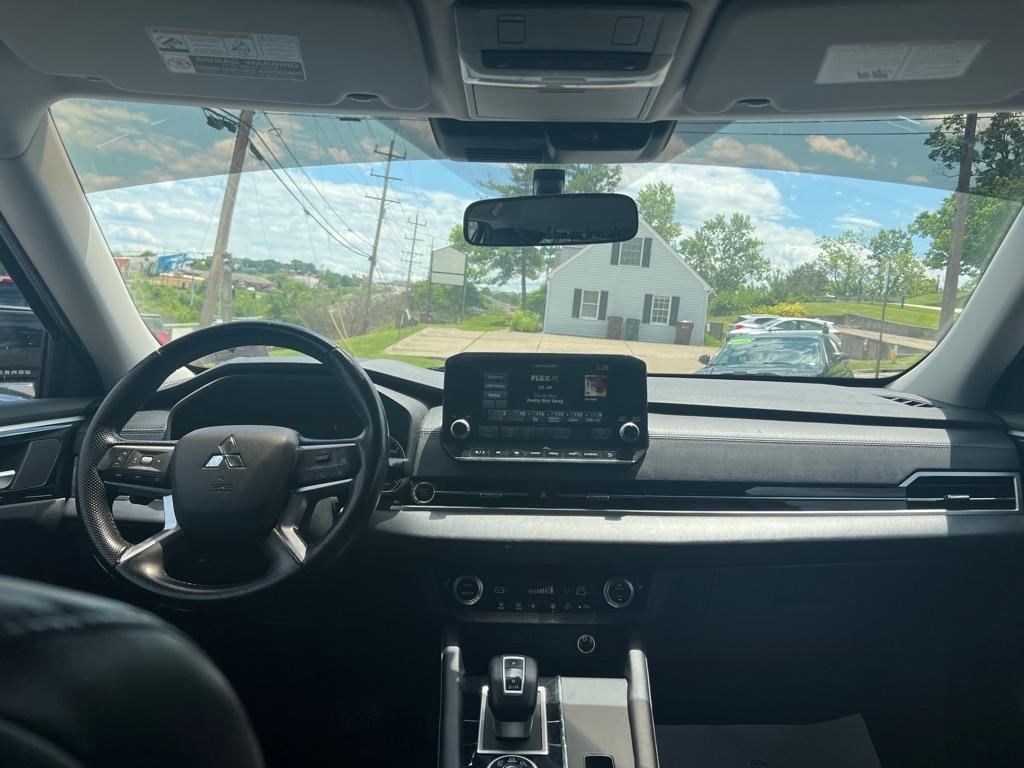 Mitsubishi Outlander SE 2WD 2022