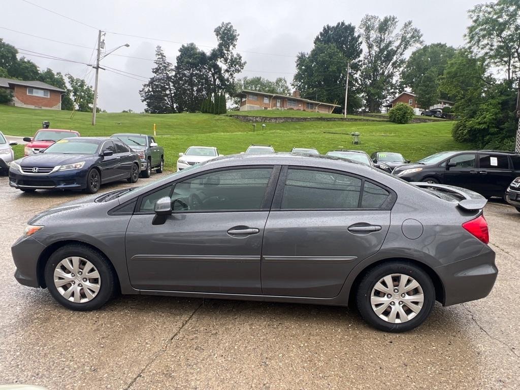 Honda Civic LX Sedan 5-Speed AT 2012