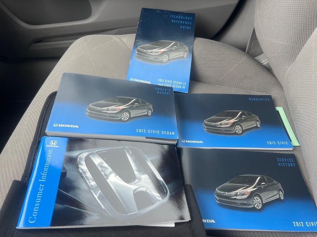 Honda Civic LX Sedan 5-Speed AT 2012